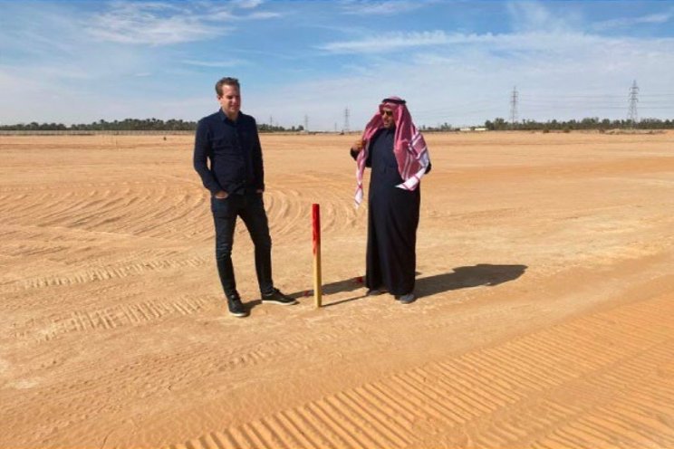 Debets Schalke bouwt verder in Saoedi-Arabi
