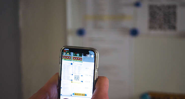 Video: FaceClock met QR en PIN Video: FaceClock met QR en PIN