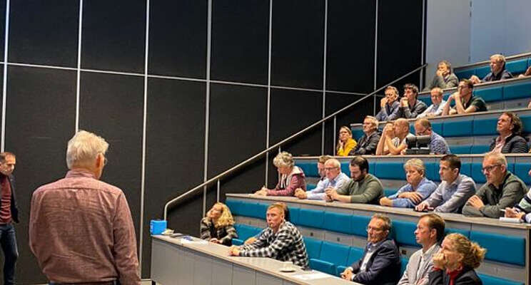 'Strategie bepalen is voor iedereen het credo' 'Strategie bepalen is voor iedereen het credo'