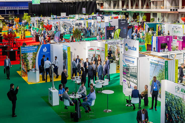 Blije gezichten op startdag GreenTech Blije gezichten op startdag GreenTech